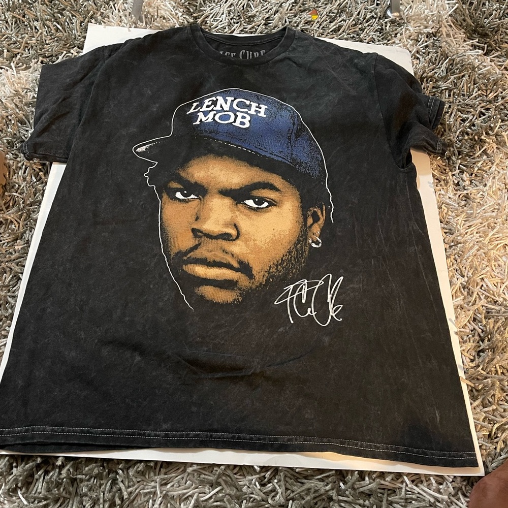 Ice cube vintage style t shirt